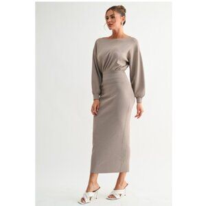 916 • Taupe Viscose Blend Weighty Stretch Knit Long Sleeve Dress